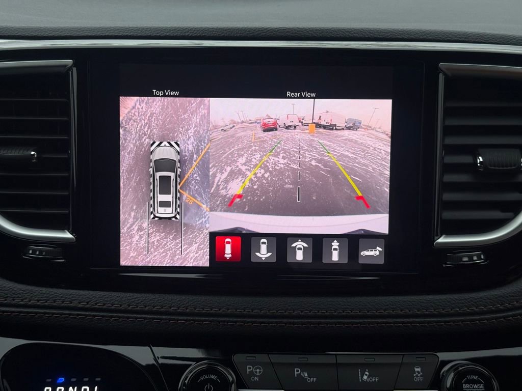 Used 2024 Chrysler Pacifica Pinnacle image 19