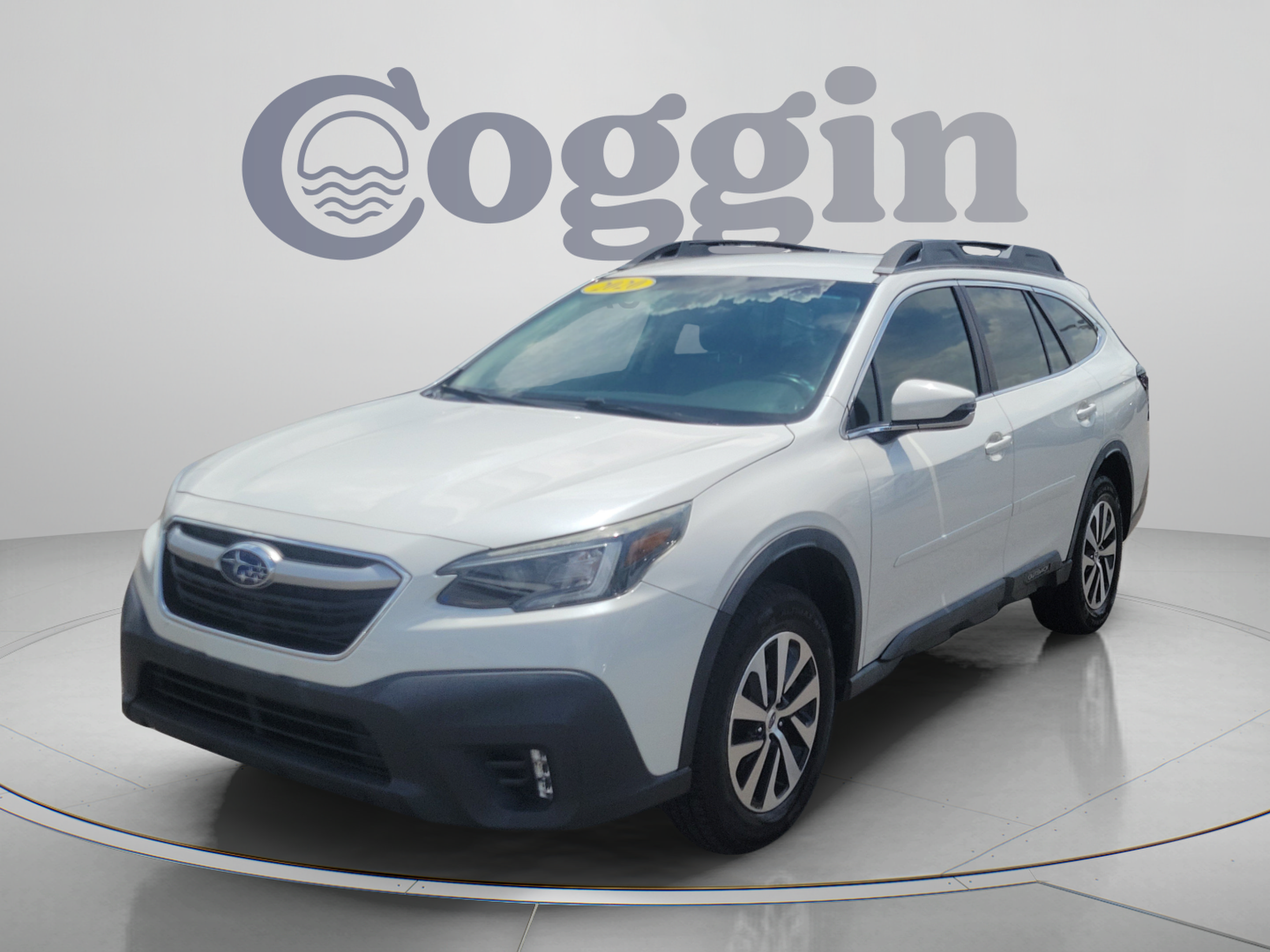 Used 2020 Subaru Outback Premium AWD/4WD image 1