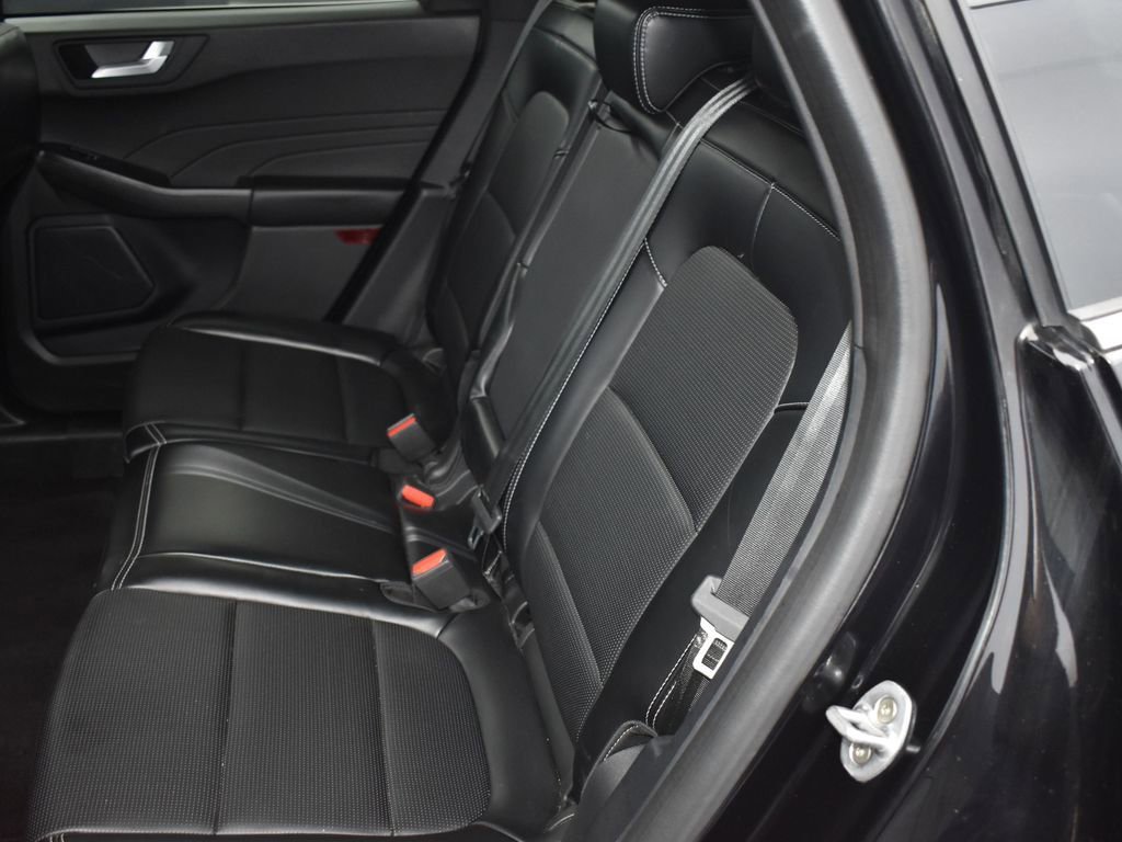 Used 2024 Ford Escape Platinum image 20