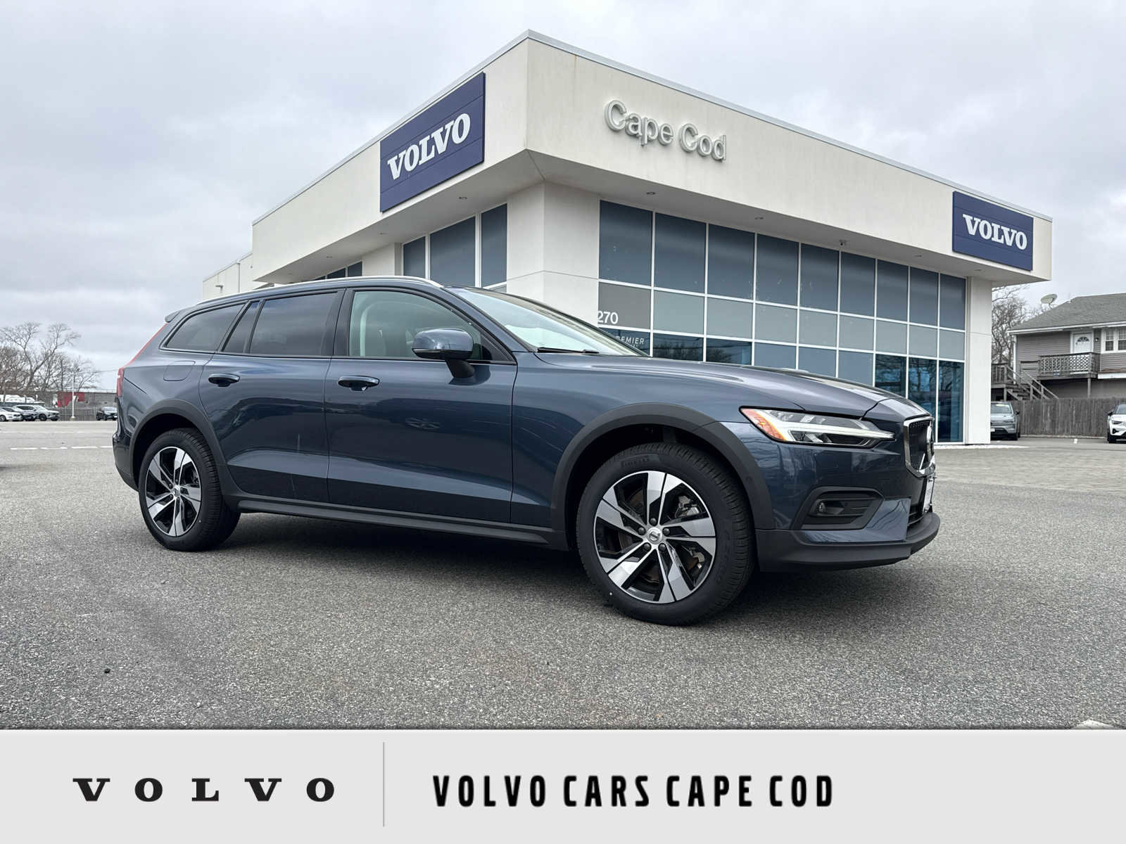 New 2026 Volvo V60 B5 Cross Country Plus w/ Protection Package Premier image 1