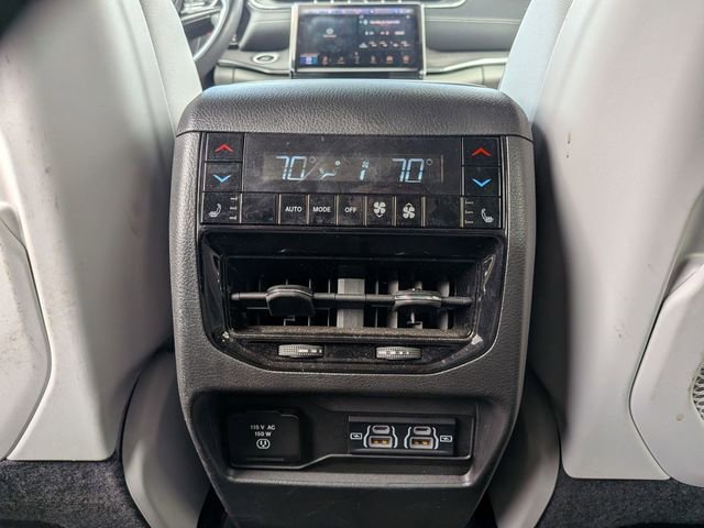 Certified 2023 Jeep Grand Cherokee Overland w/ Luxury Tech Group IV image 14