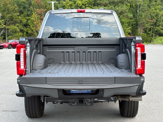 New 2026 Ford F250 Lariat w/ Black Appearance Package AWD/4WD image 23