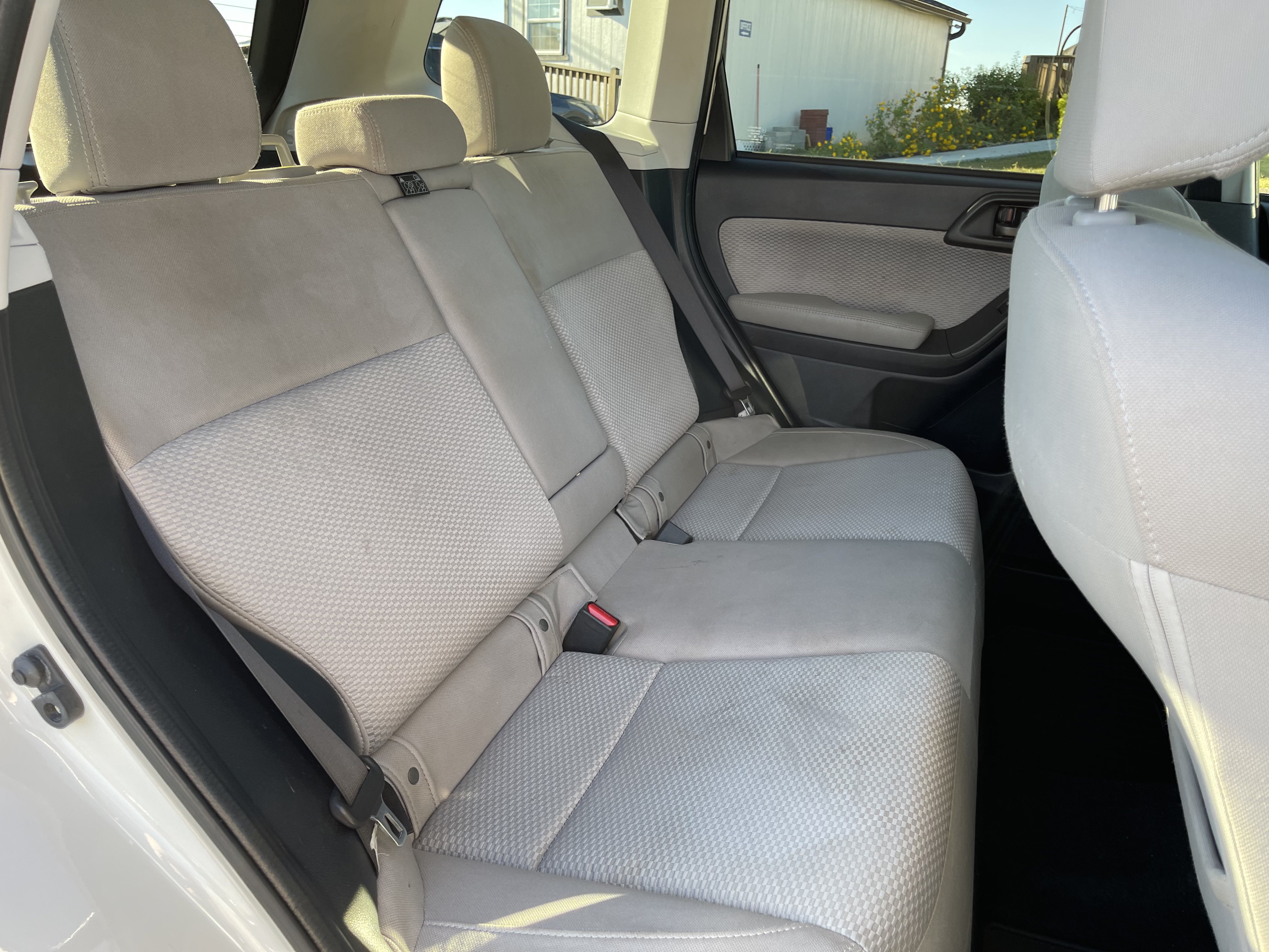 Used 2017 Subaru Forester 2.5i Premium w/ All-Weather Package AWD/4WD image 12