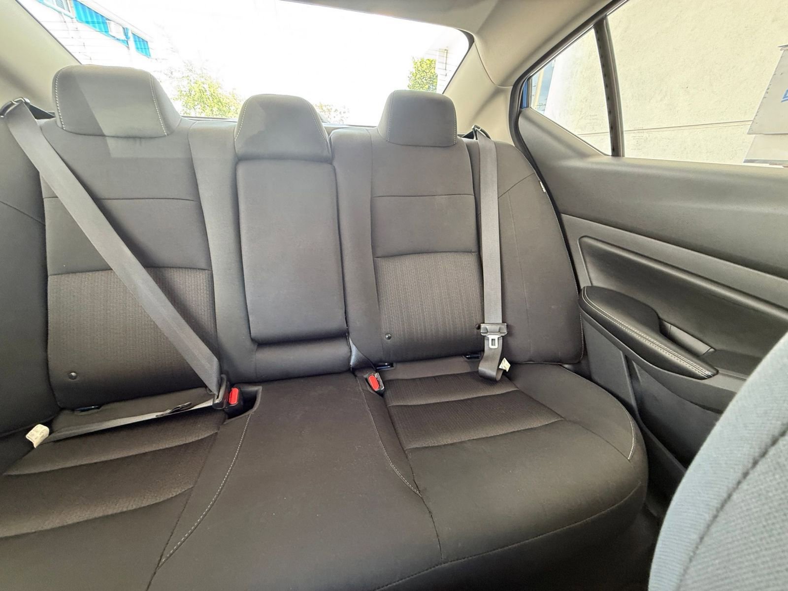 Used 2025 Nissan Altima 2.5 SV FWD image 37