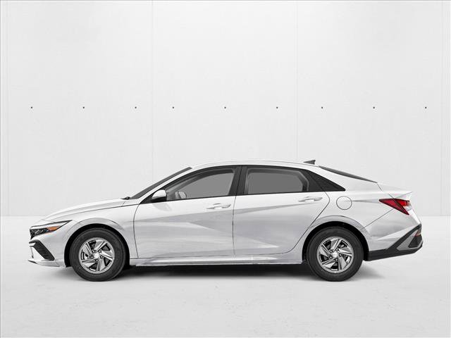 New 2026 Hyundai Elantra SE FWD image 3