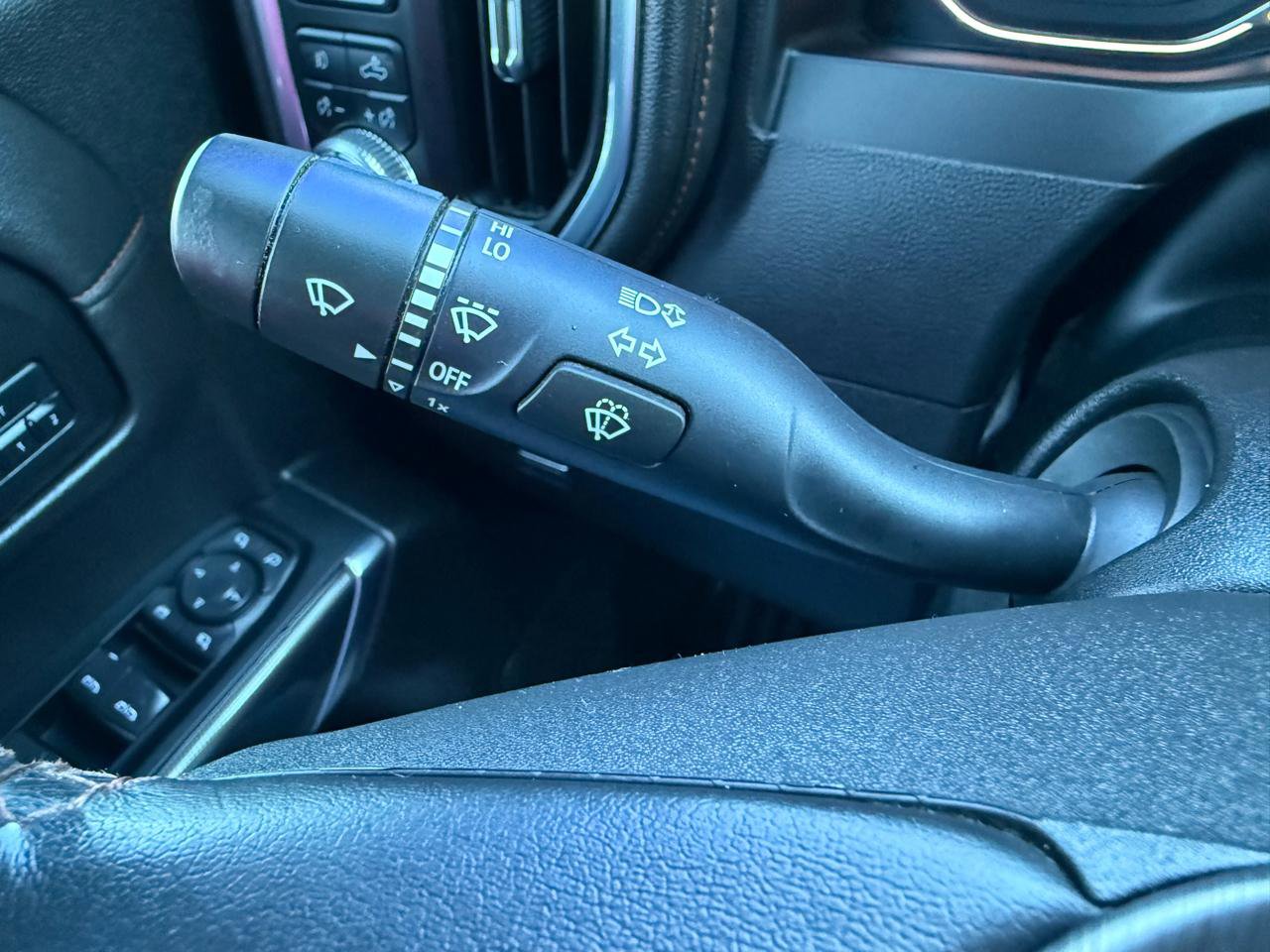 Used 2021 GMC Sierra 1500 AT4 AWD/4WD image 24