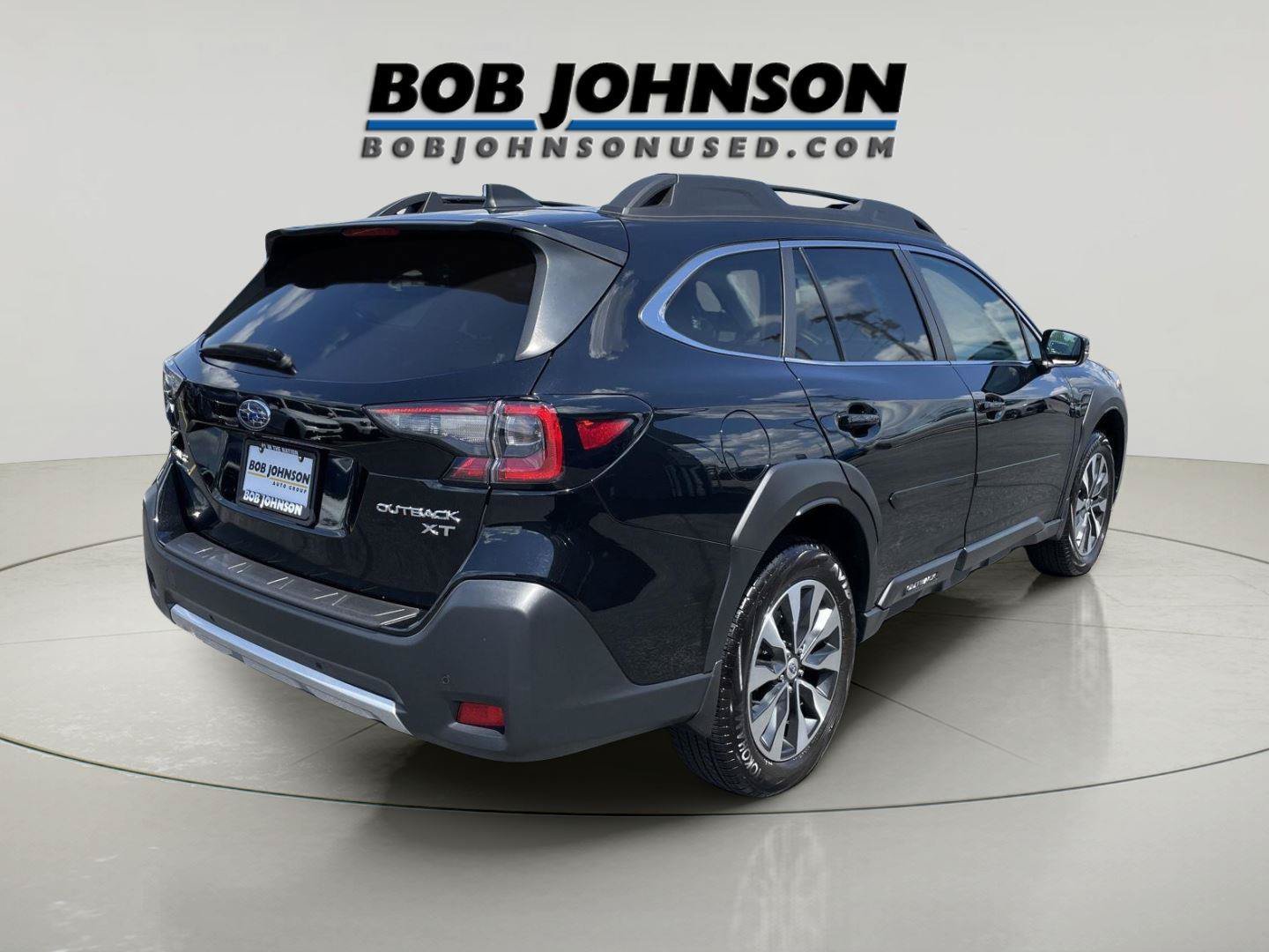 Used 2024 Subaru Outback Limited XT AWD/4WD image 3