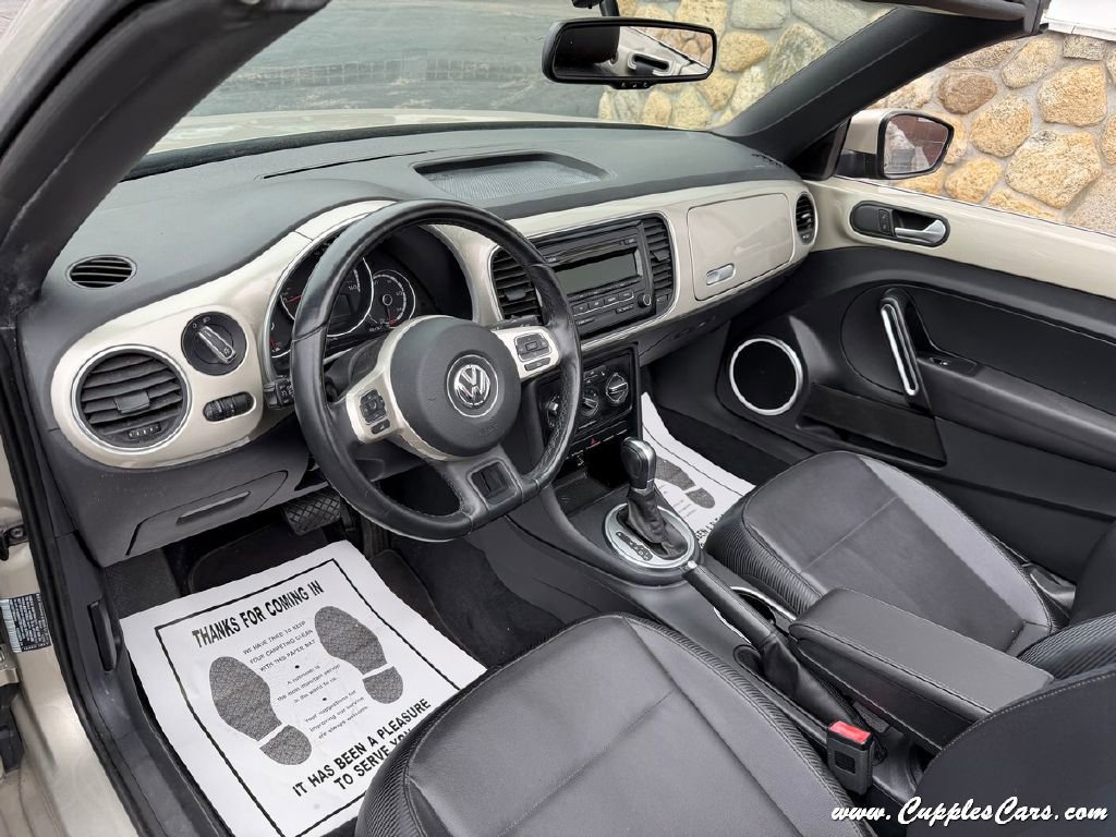 Used 2015 Volkswagen Beetle 1.8T FWD image 6