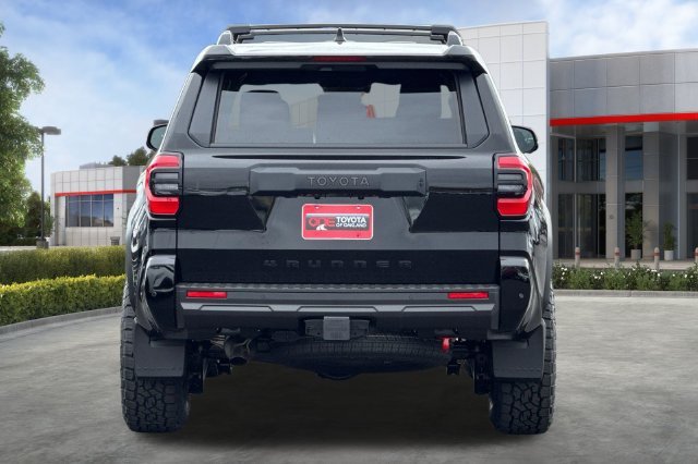 New 2026 Toyota 4Runner TRD Off-Road Premium w/ Tow Technology Package AWD/4WD image 5