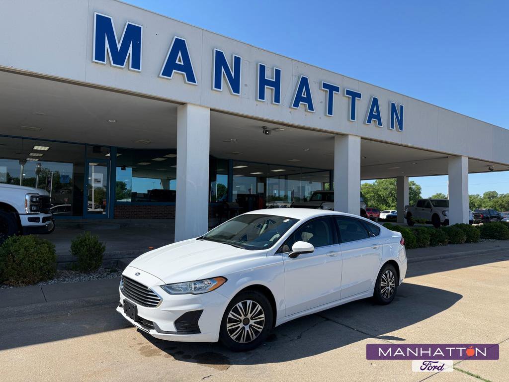 Used 2019 Ford Fusion S FWD image 1