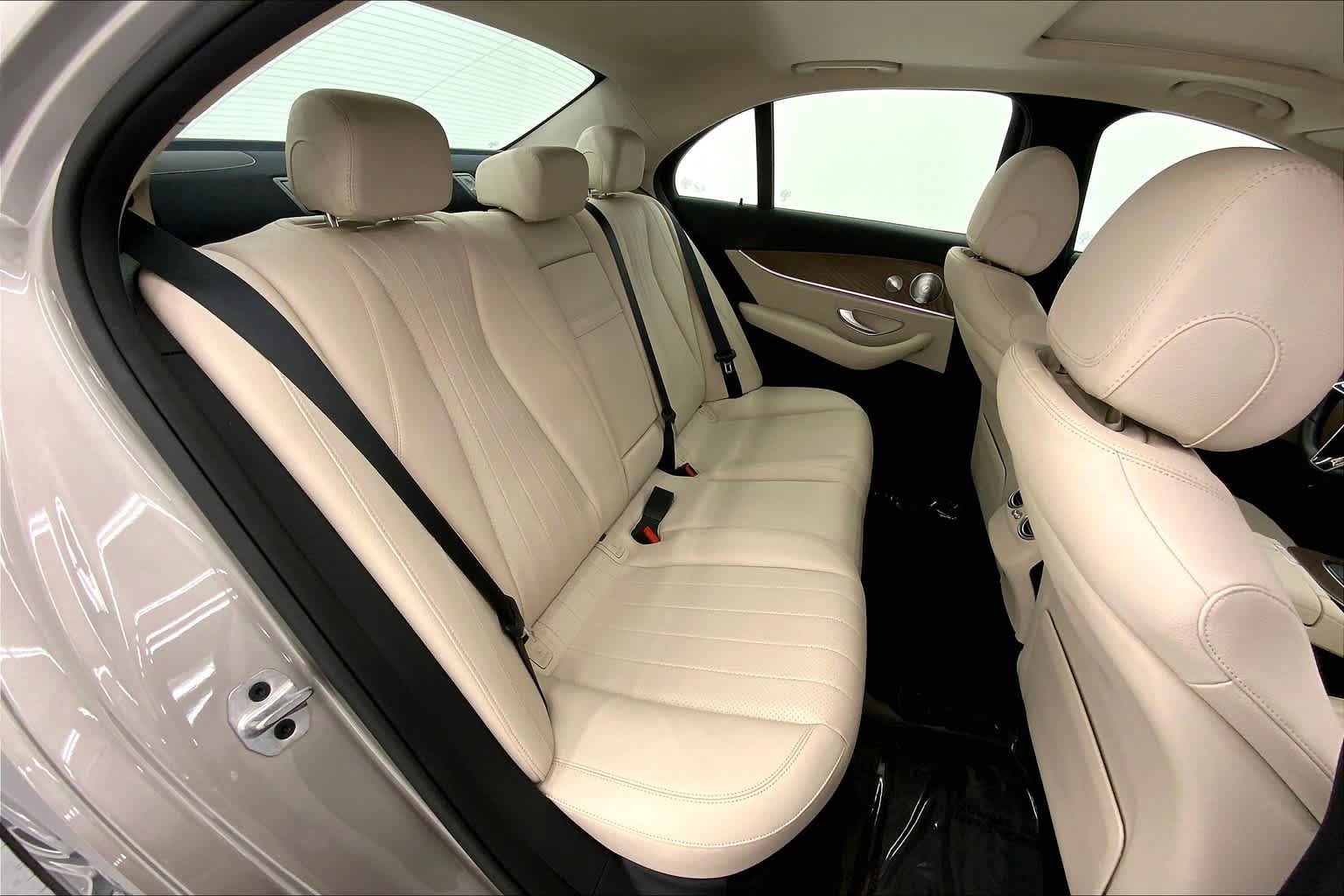 Used 2021 Mercedes-Benz E 350 Sedan image 18