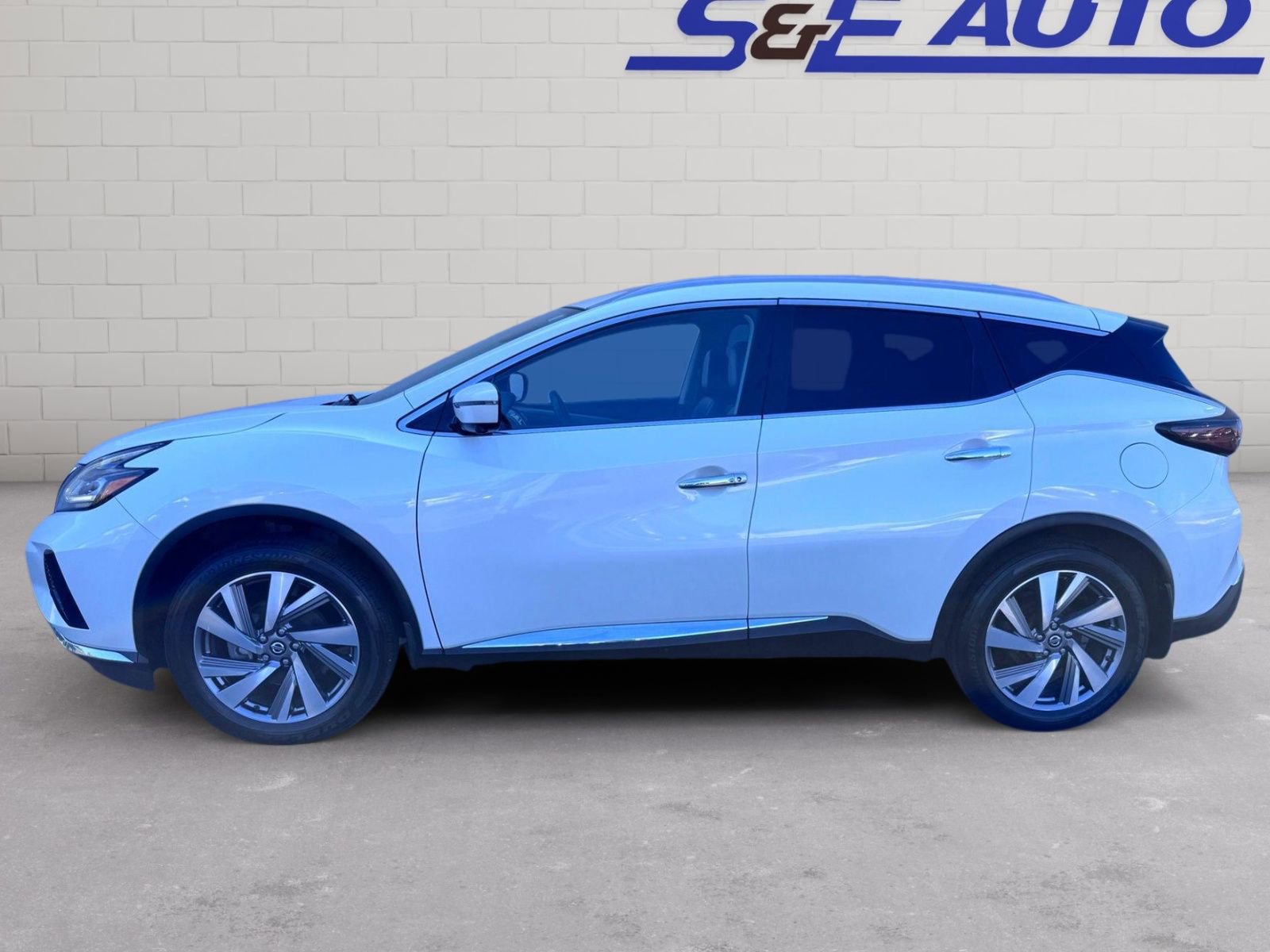 Used 2021 Nissan Murano SL image 2