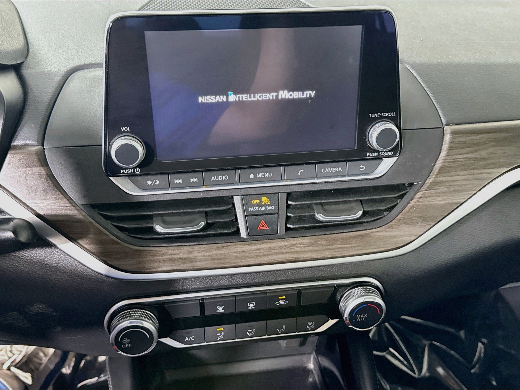 Used 2023 Nissan Altima 2.5 SV FWD image 18