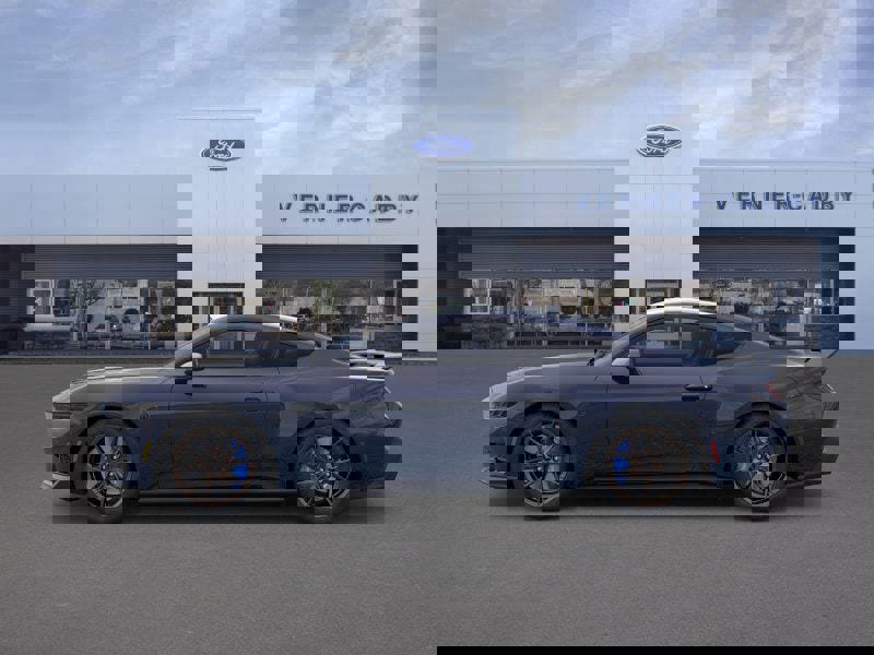 New 2025 Ford Mustang Dark Horse image 3