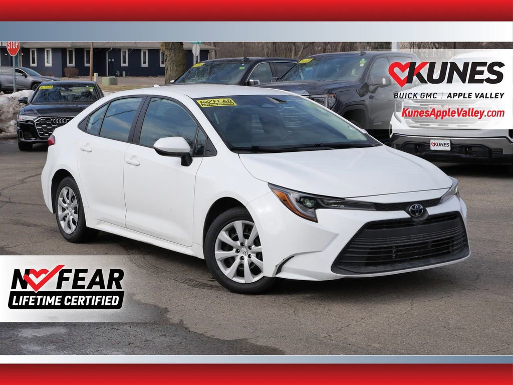 Used 2024 Toyota Corolla LE image 1