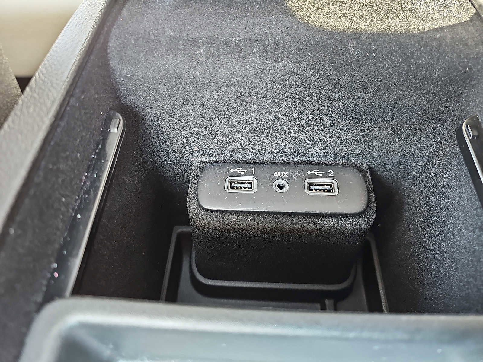 Used 2021 Chrysler 300 Touring L w/ Popular Equipment Group image 28