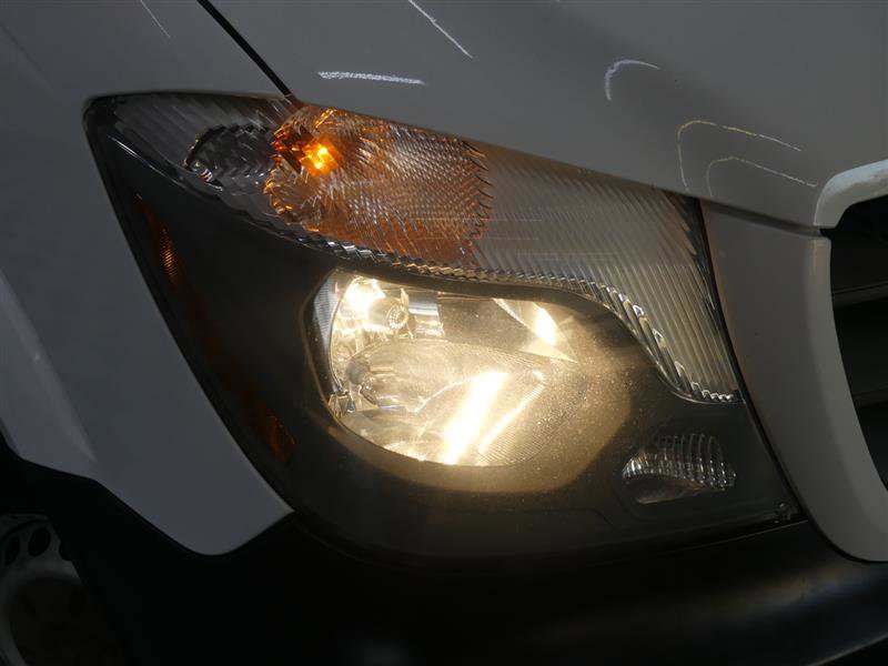 Used 2015 Mercedes-Benz Sprinter 2500 image 12