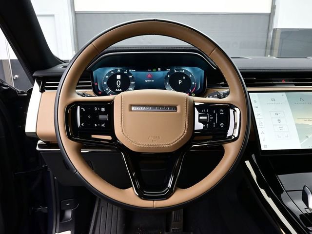Used 2025 Land Rover Range Rover Sport Dynamic SE image 8
