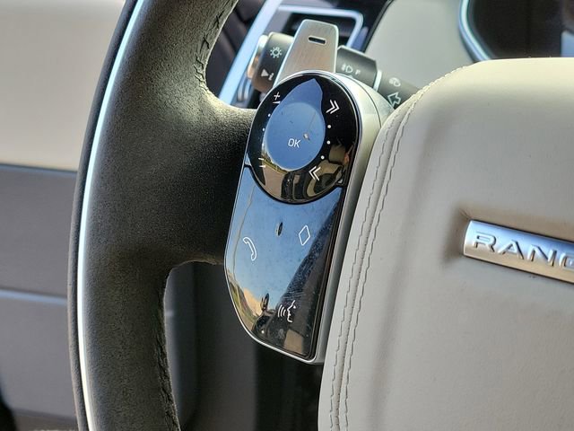 Used 2020 Land Rover Range Rover Sport HST image 32