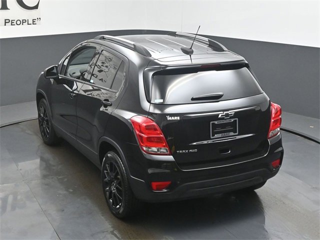 Used 2022 Chevrolet Trax LT w/ Midnight Edition image 40
