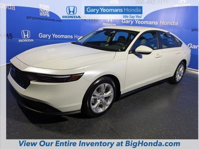 Certified 2025 Honda Accord LX image 11