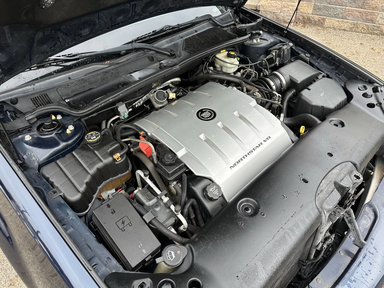 Used 2004 Cadillac De Ville image 13