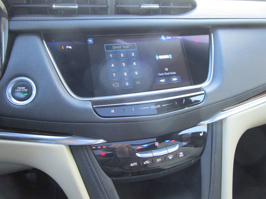 Used 2019 Cadillac XT5 Luxury image 40