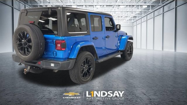 Used 2021 Jeep Wrangler Unlimited Sahara w/ Cold Weather Group AWD/4WD image 11