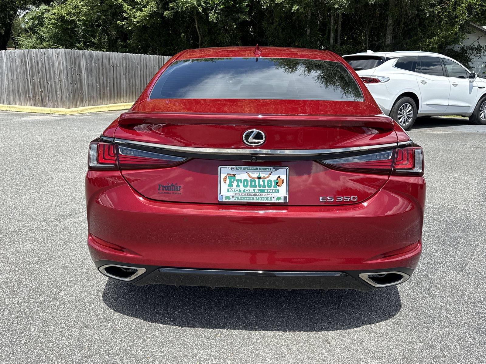 Used 2024 Lexus ES 350 F Sport w/ Accessory Package (Z2) FWD image 4