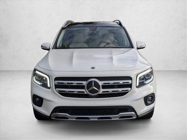 Used 2021 Mercedes-Benz GLB 250 4MATIC image 2