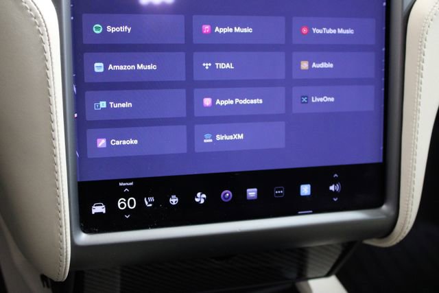 Used 2018 Tesla Model X 75D image 26