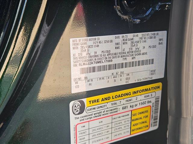 Used 2021 Lincoln Navigator Reserve w/ Luxury Package image 24