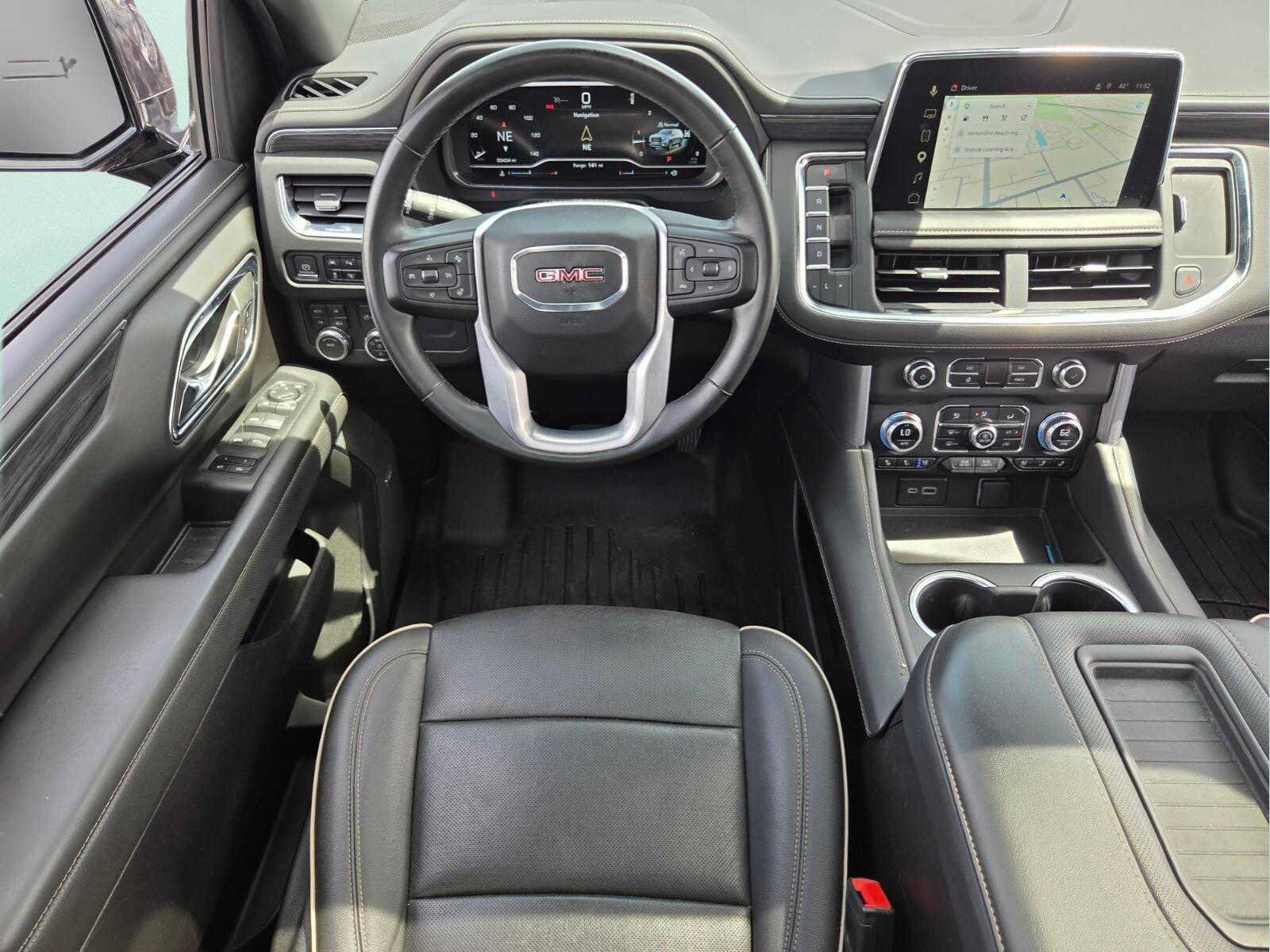 Used 2023 GMC Yukon XL SLT w/ SLT Premium Package AWD/4WD image 15