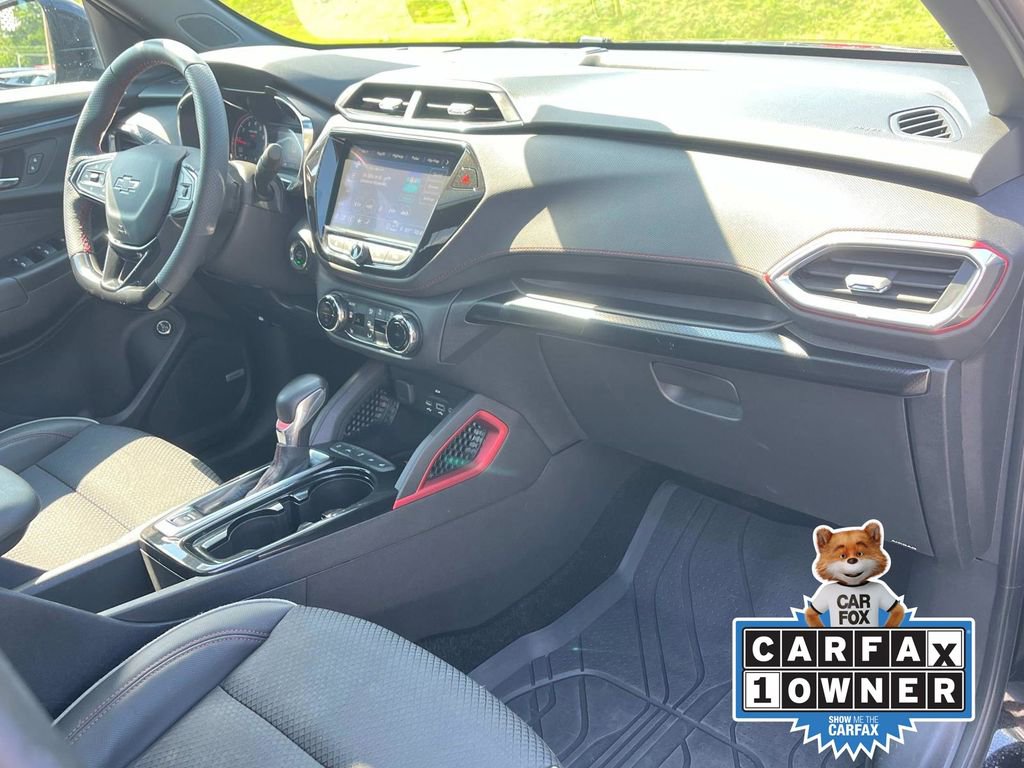 Used 2022 Chevrolet TrailBlazer RS w/ Sun and Liftgate Package image 24