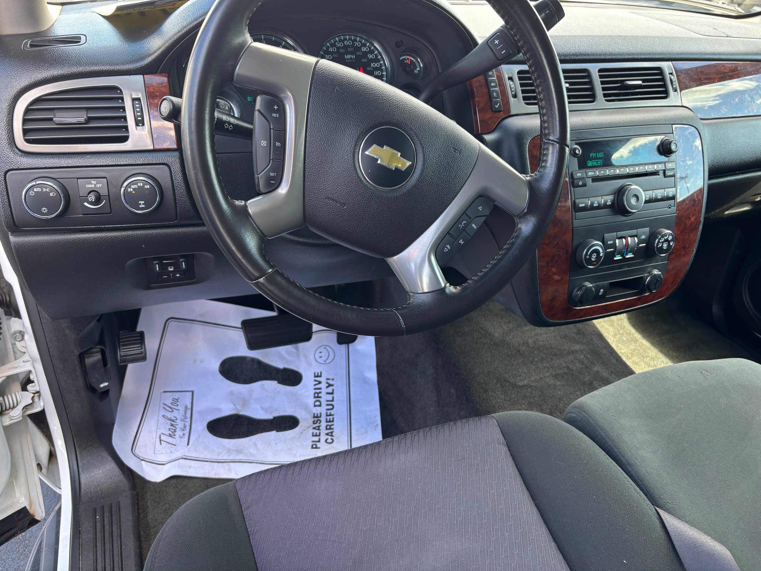 Used 2013 Chevrolet Tahoe LS AWD/4WD image 19