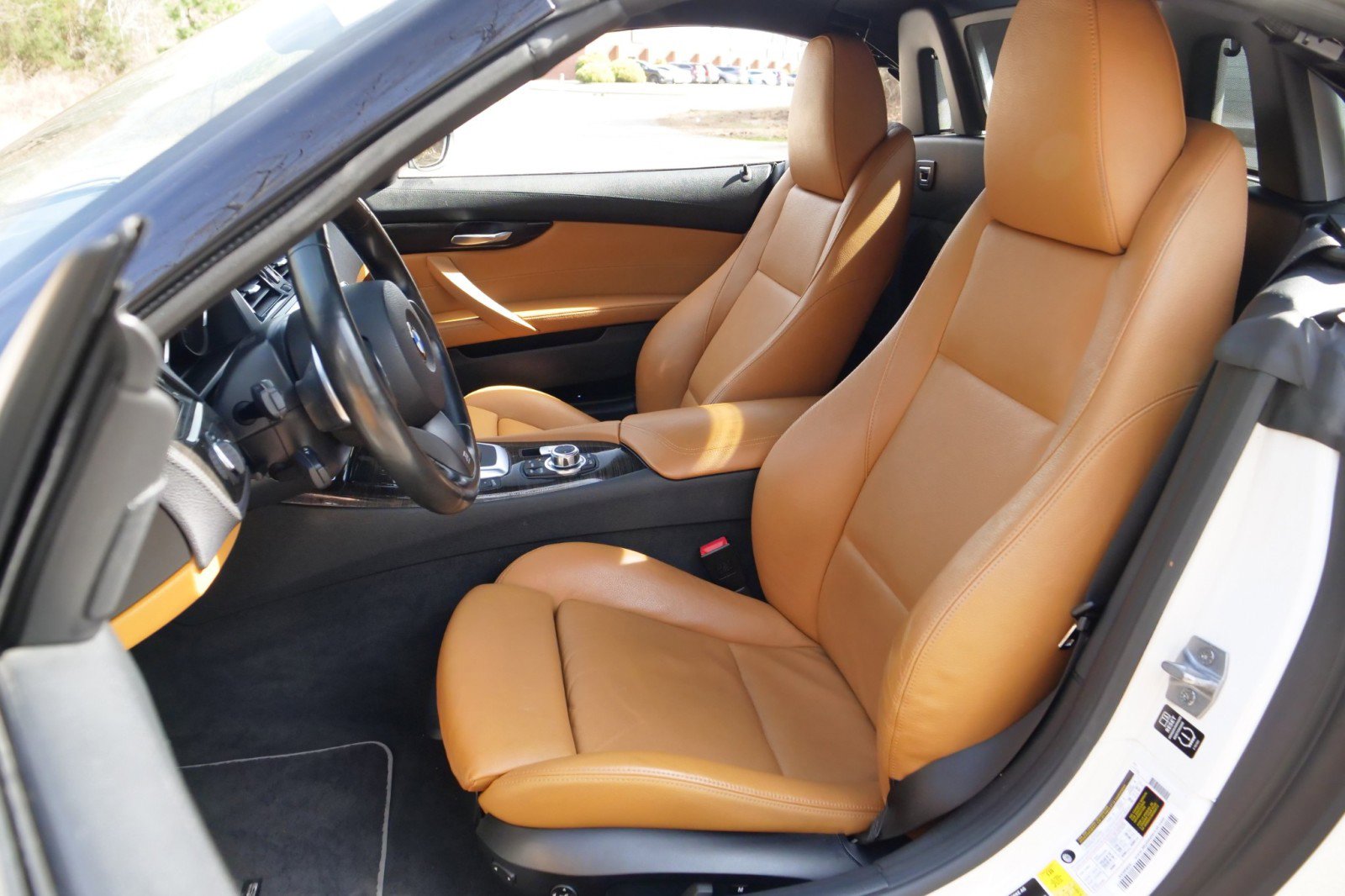 Used 2015 BMW Z4 sDrive35is image 26