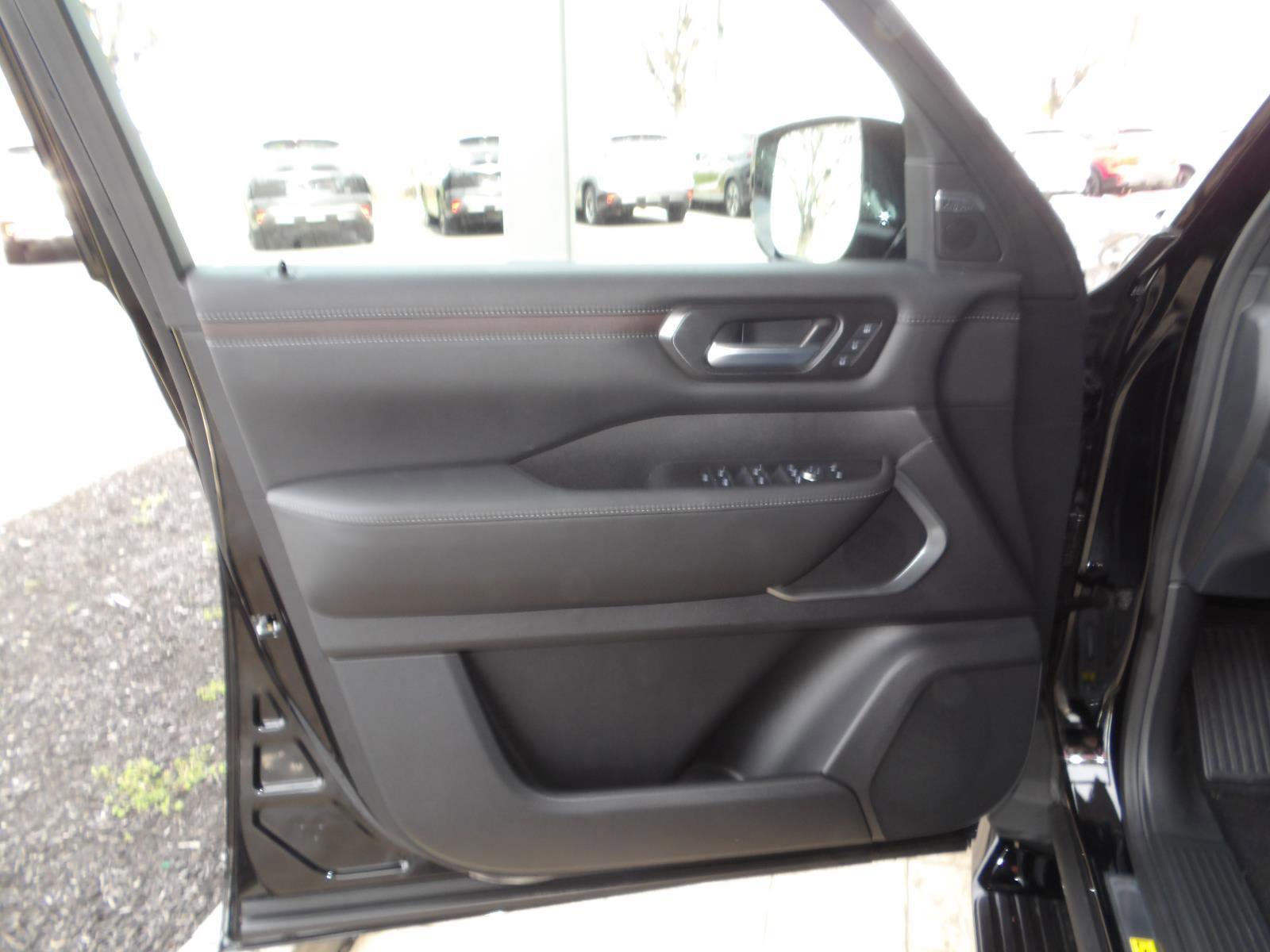 New 2026 Nissan Armada Platinum Reserve image 20