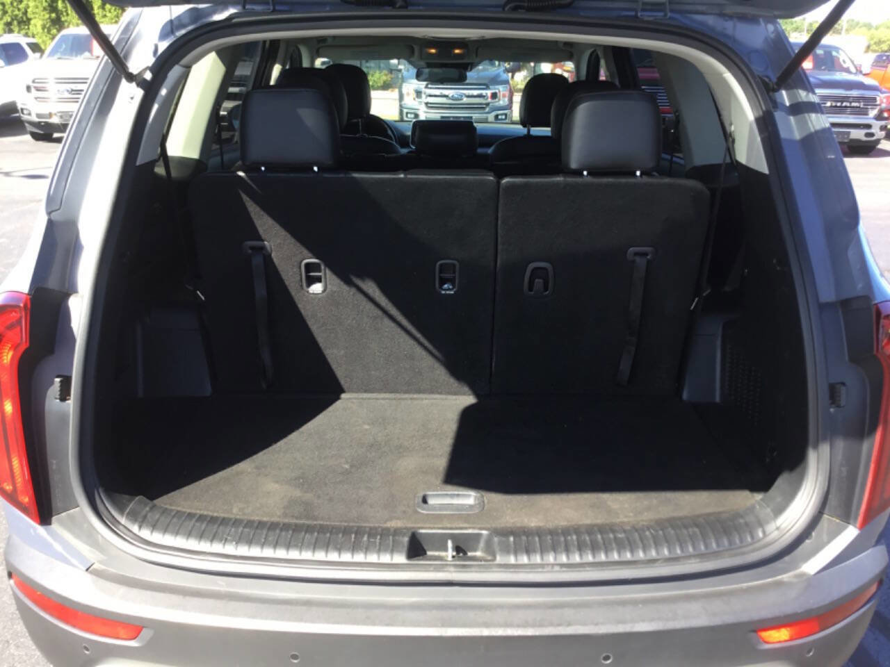 Used 2020 Kia Telluride LX image 7