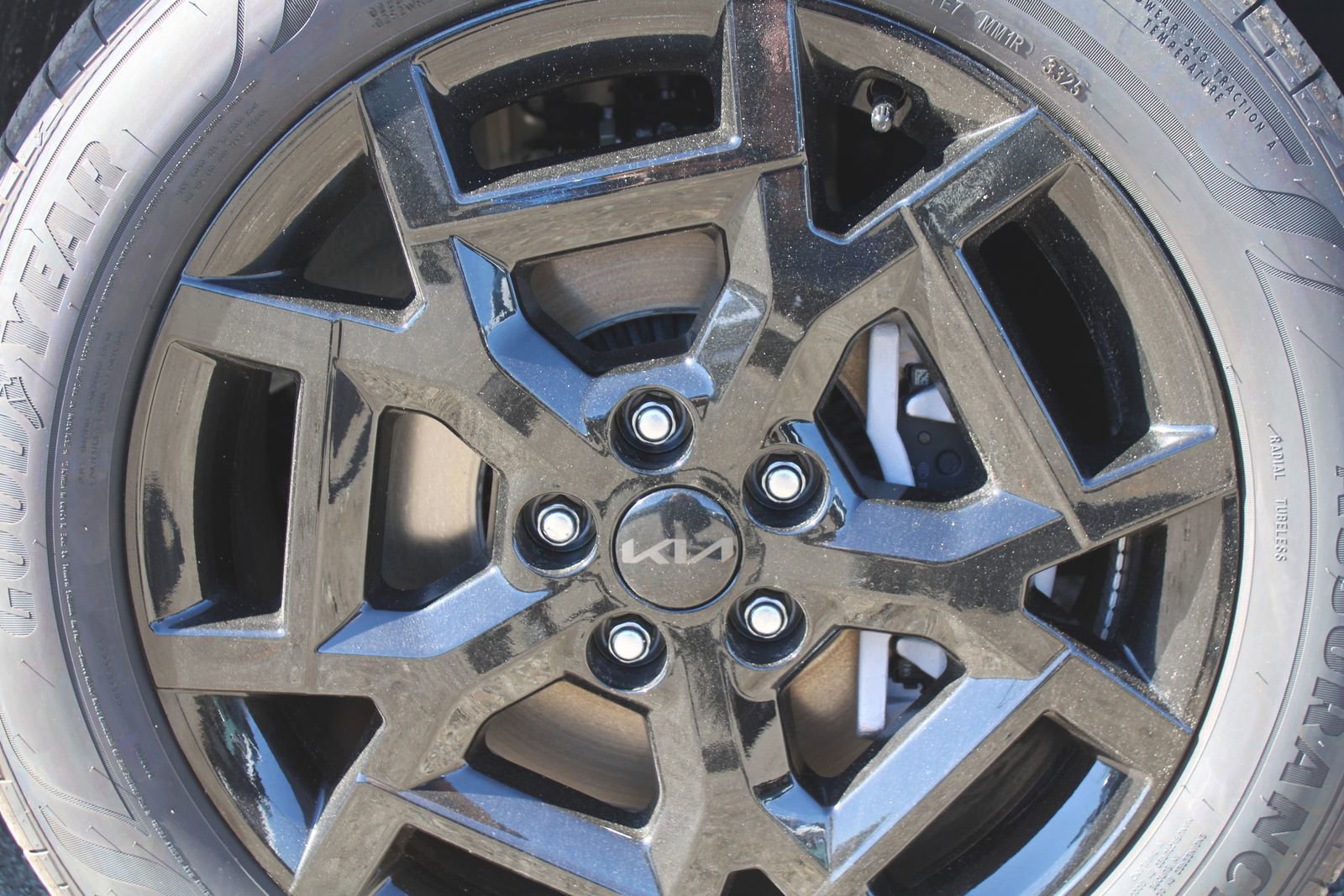 New 2026 Kia Carnival SX Prestige image 24