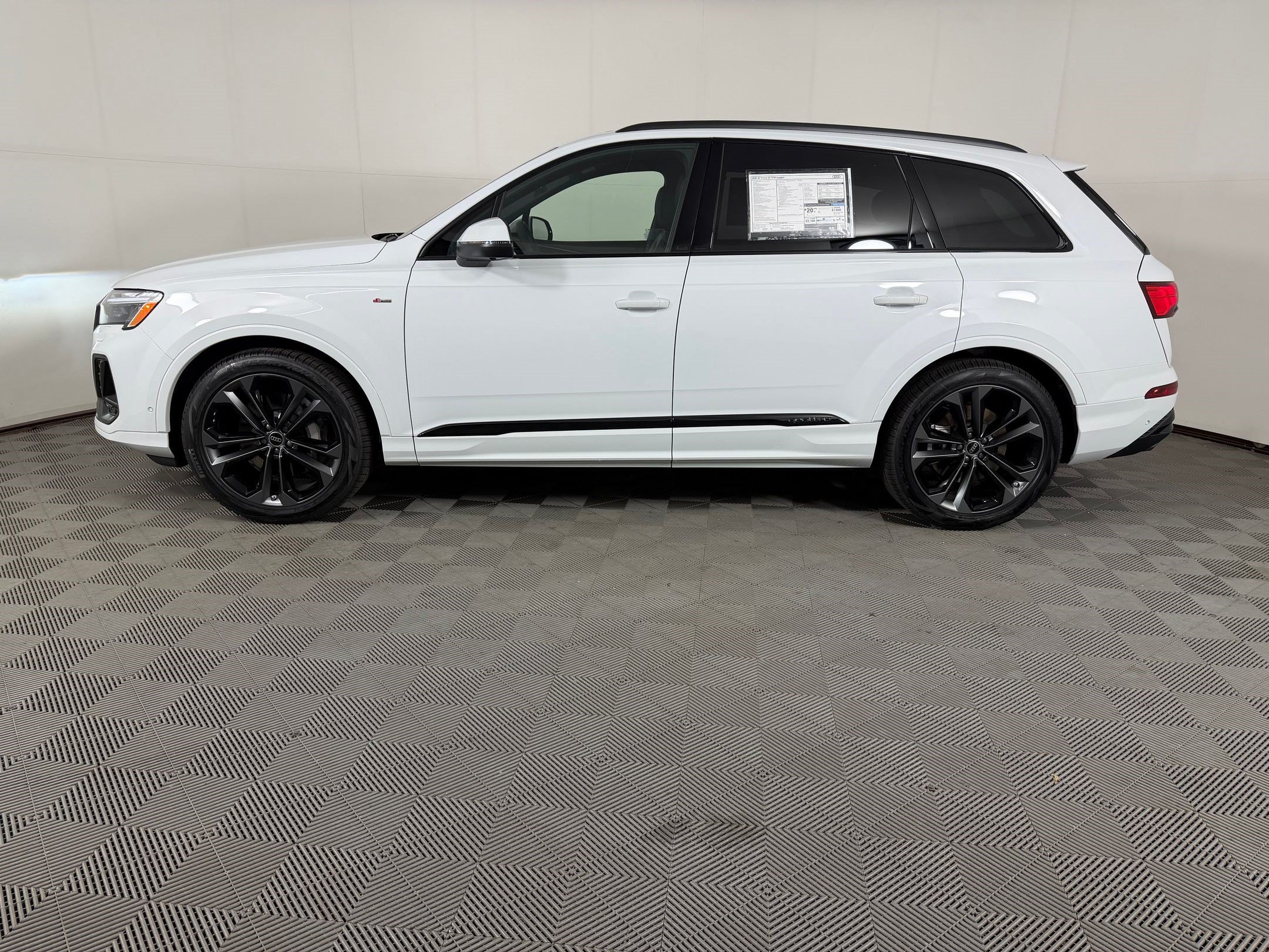 New 2026 Audi Q7 Premium Plus AWD/4WD image 2