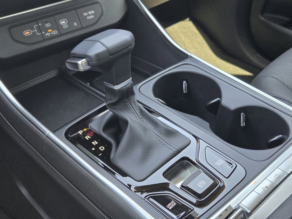 New 2026 Kia Carnival SX w/ SX Dark Edition Package FWD image 15