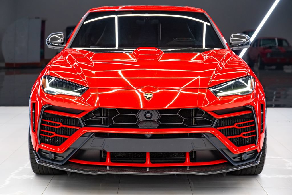Used 2021 Lamborghini Urus AWD/4WD image 2