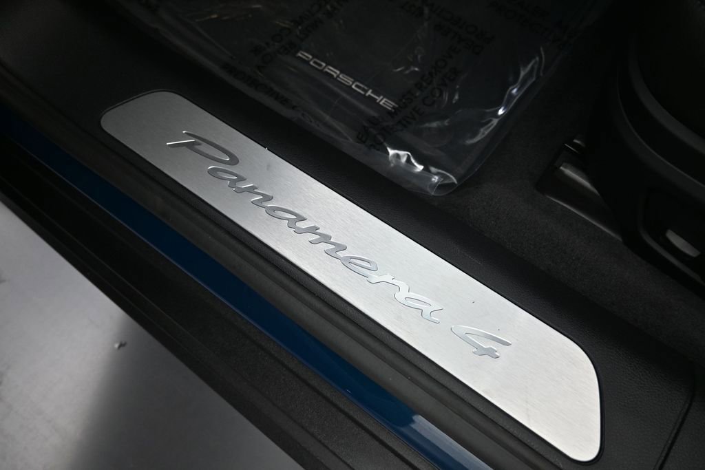Certified 2026 Porsche Panamera 4 AWD/4WD image 26