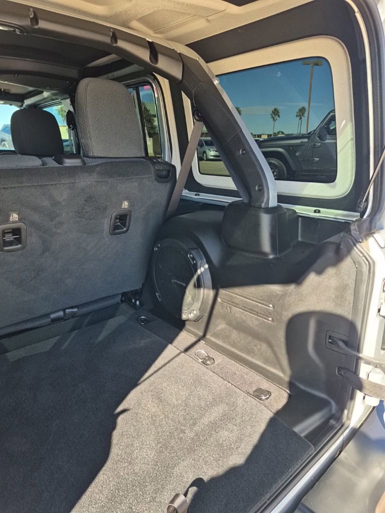 Used 2024 Jeep Wrangler Sahara w/ Technology Group image 54