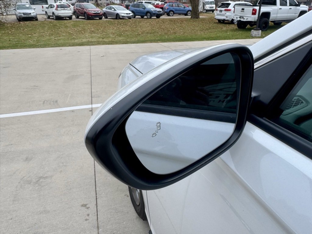 Used 2024 Honda Accord EX image 8