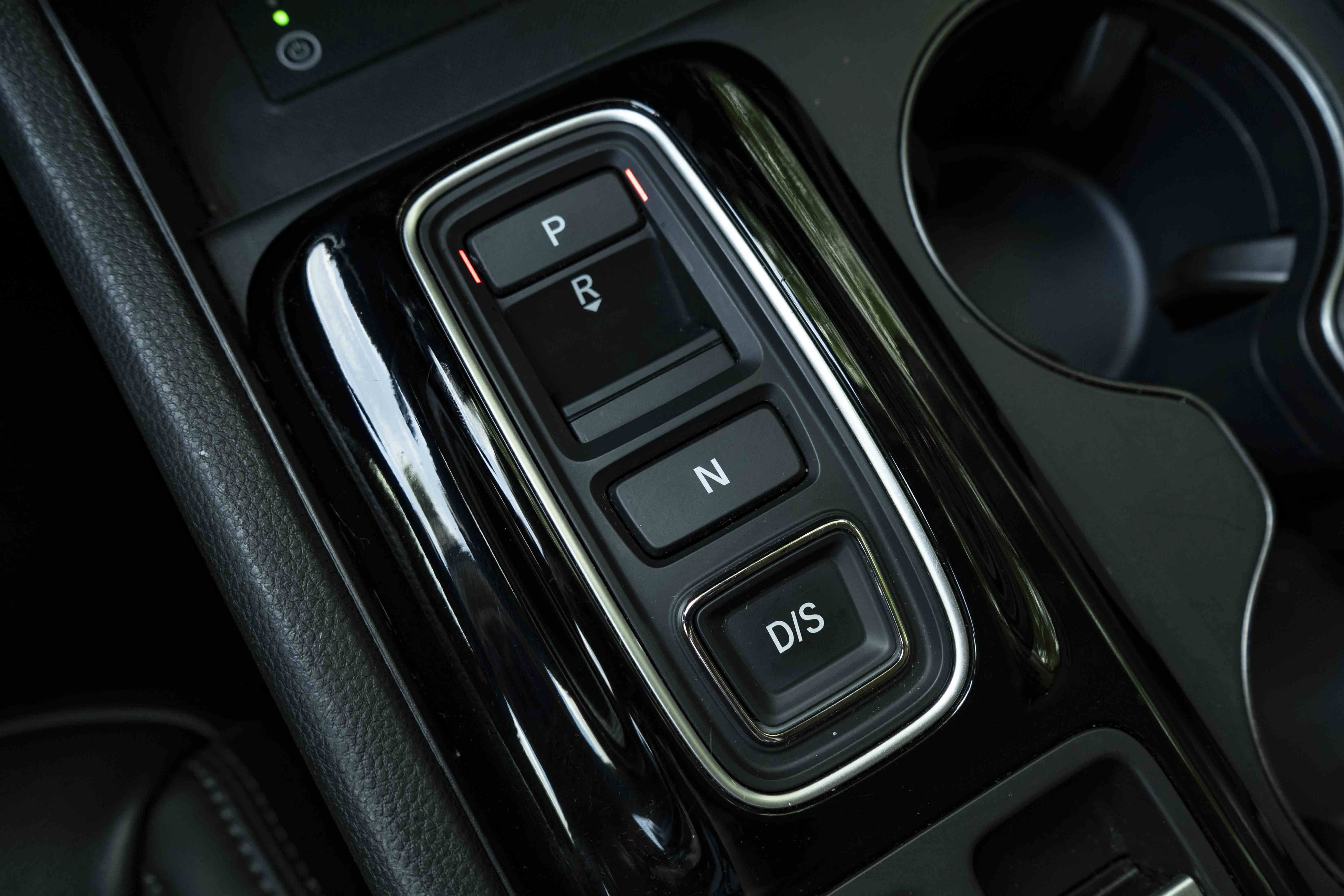 Used 2025 Honda Pilot EX-L image 30