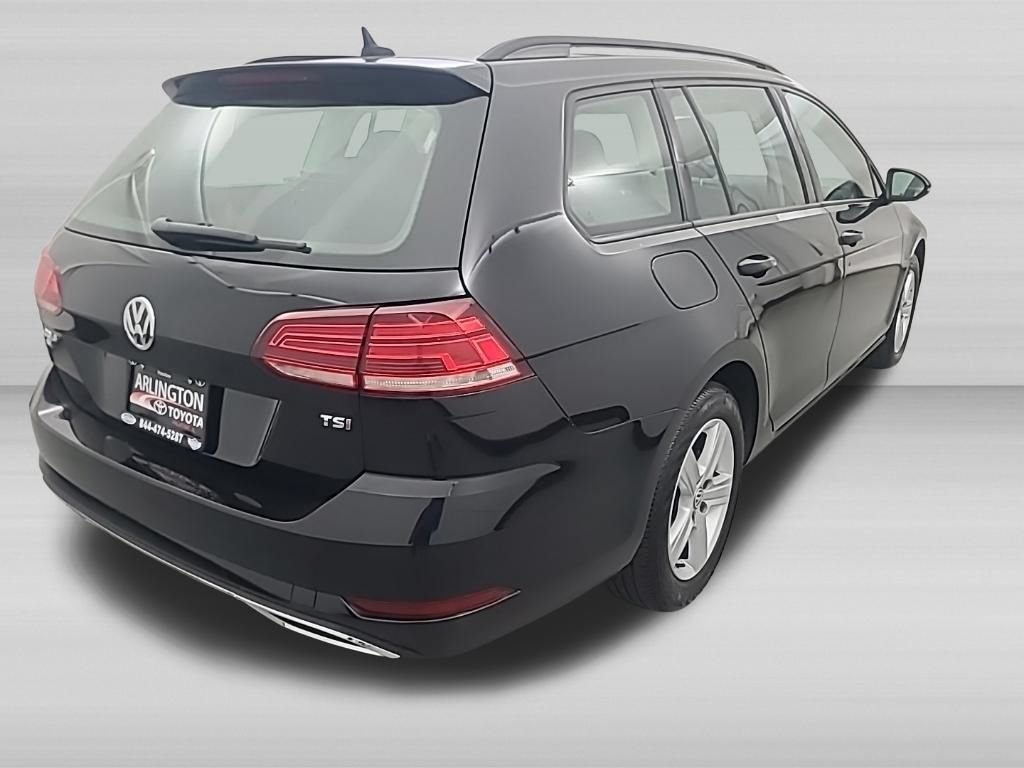 Used 2018 Volkswagen Golf SE FWD image 4