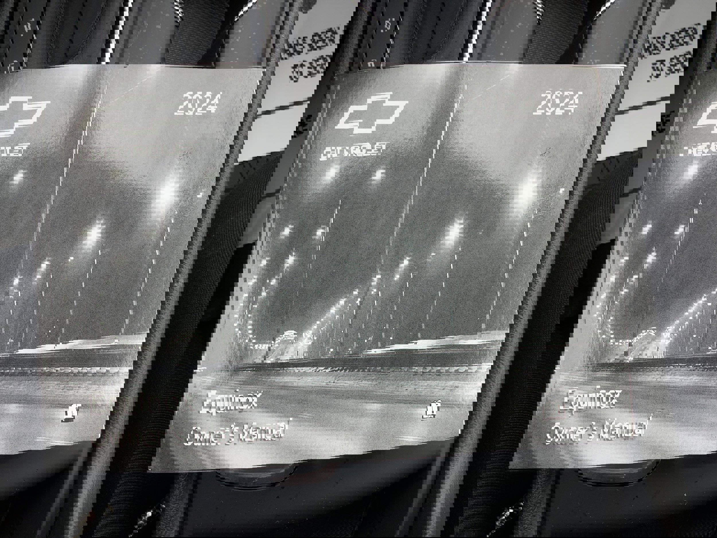 Used 2024 Chevrolet Equinox LS w/ LS Convenience Package image 23