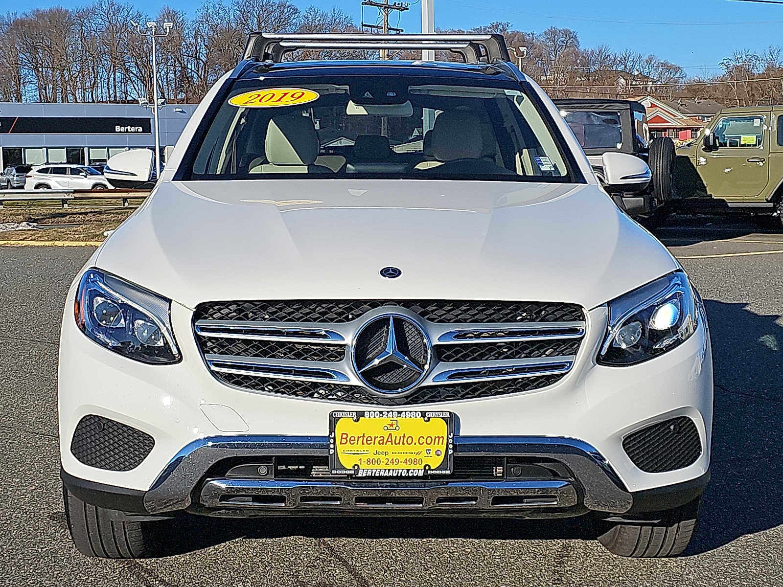 Used 2019 Mercedes-Benz GLC 350e 4MATIC image 2