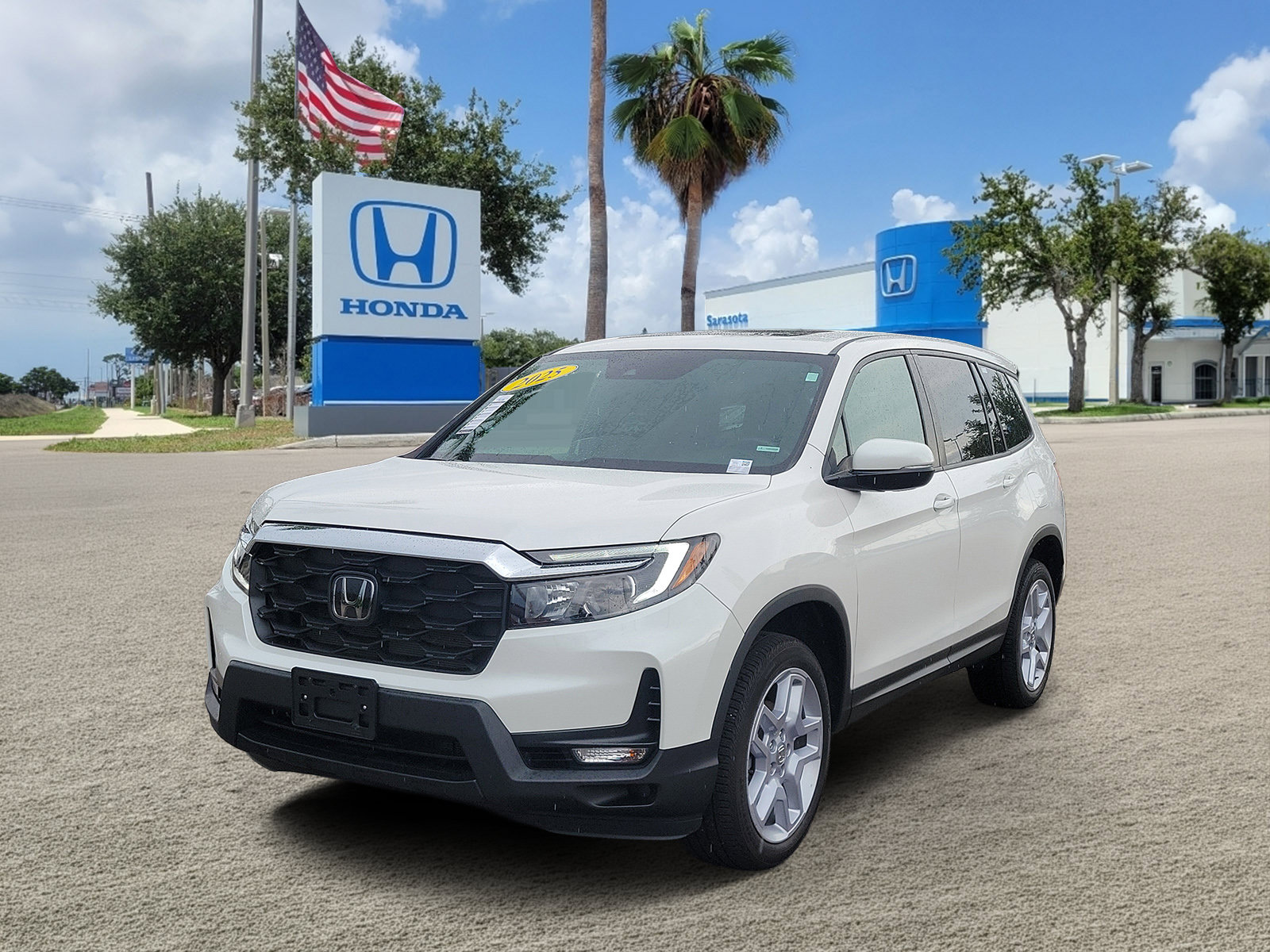 Used 2025 Honda Passport EX-L image 4